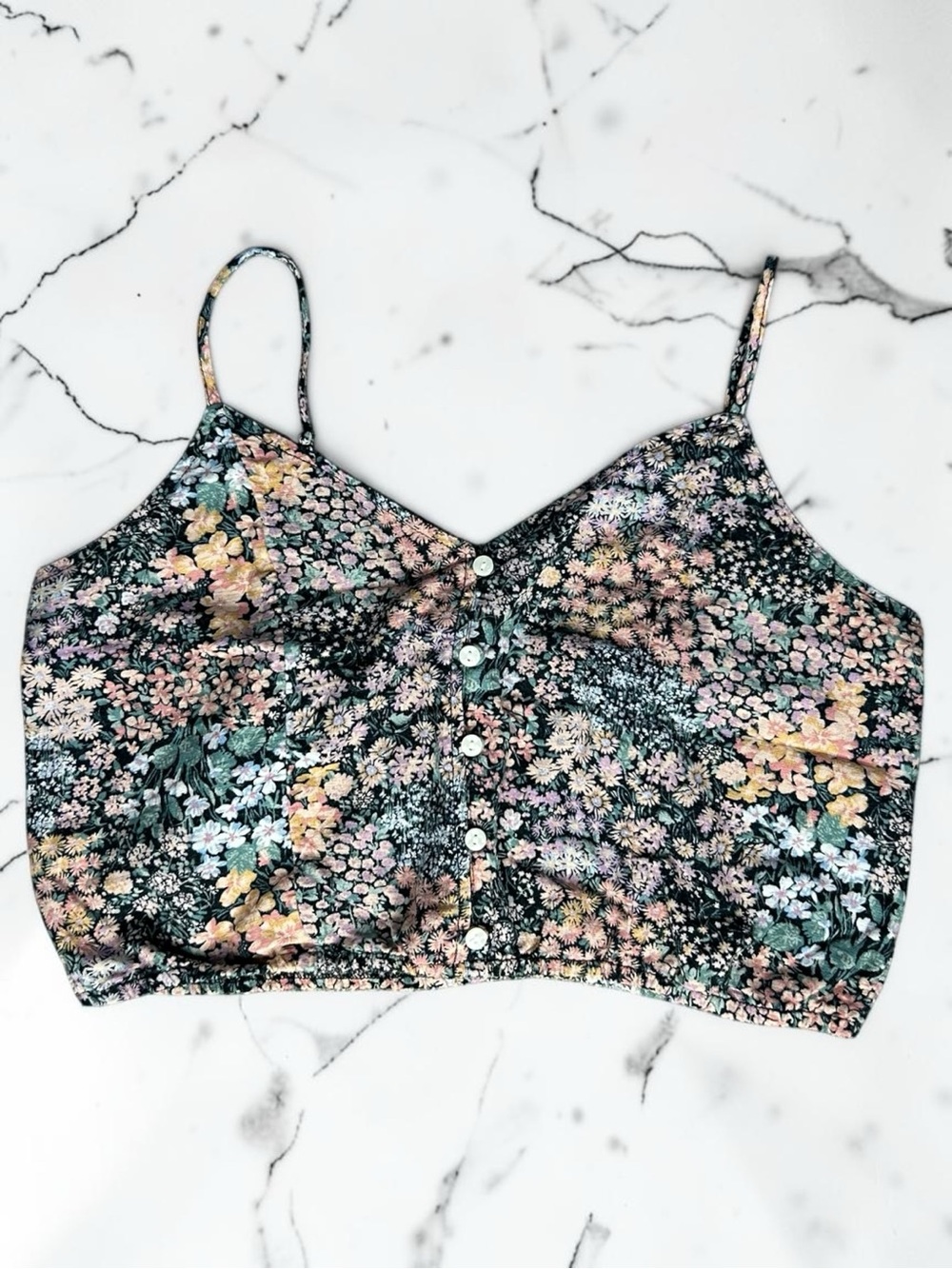 American Eagle Outfitters Floral Button-Front Cami in Black Multi Cotton Linen